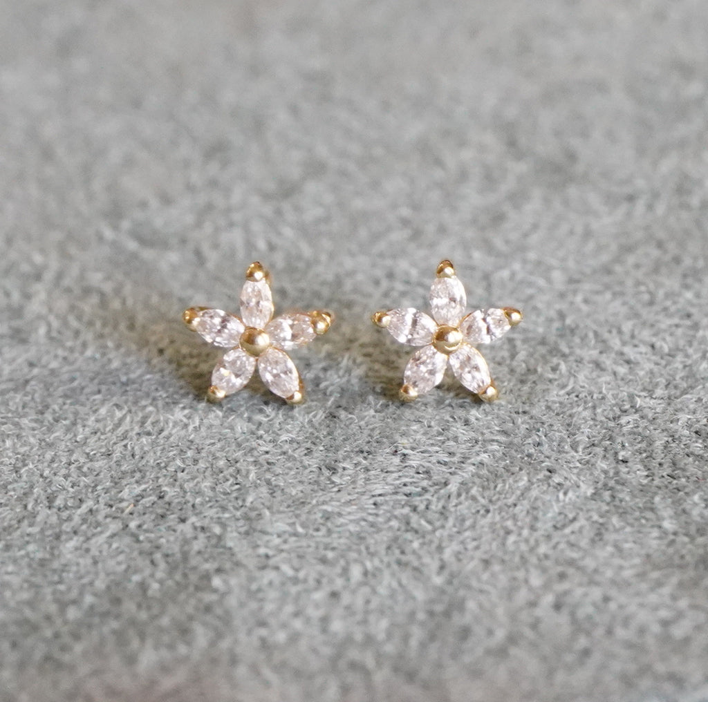 14k Lab Diamond Flower Stud Earrings