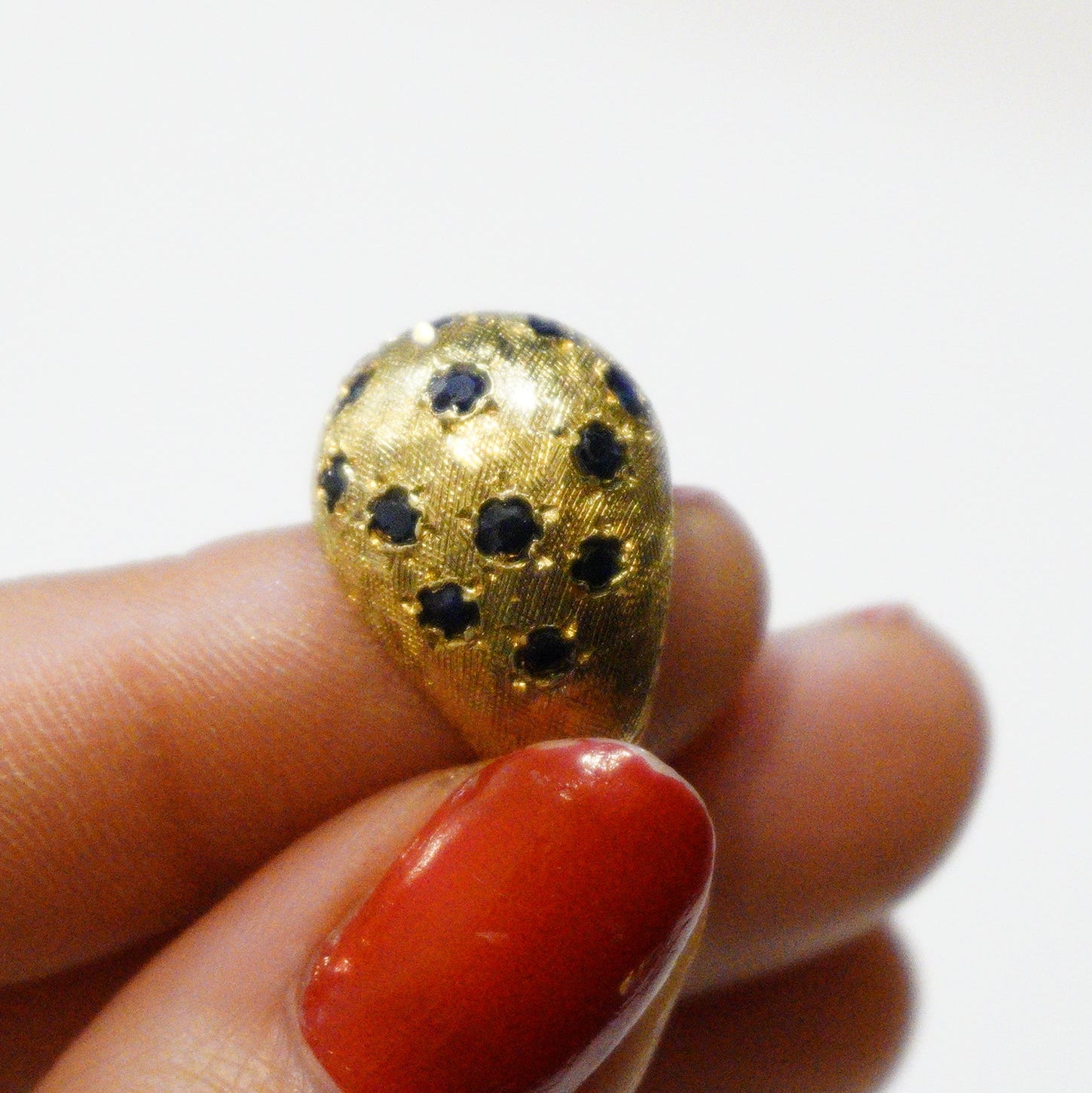 Vintage 18k Sapphire Dome Ring
