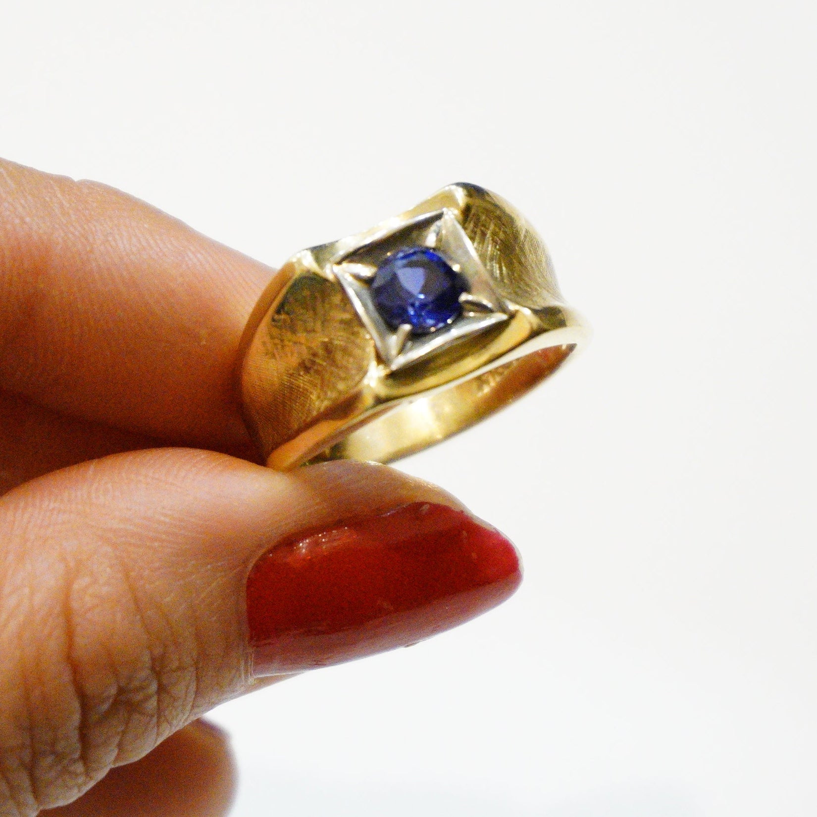 Vintage 14k Synthetic Sapphire Men’s Ring