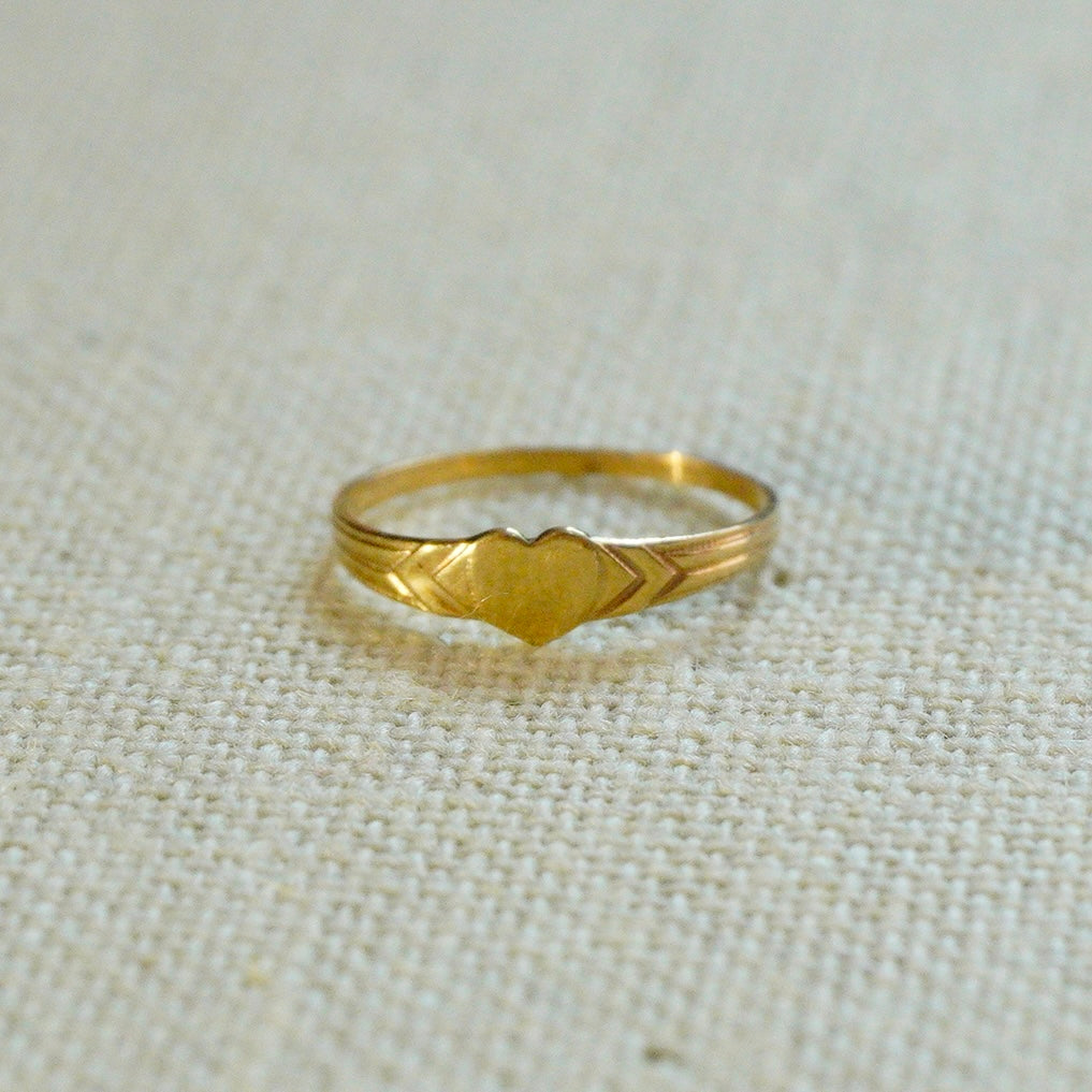 Vintage 10k Baby Ring