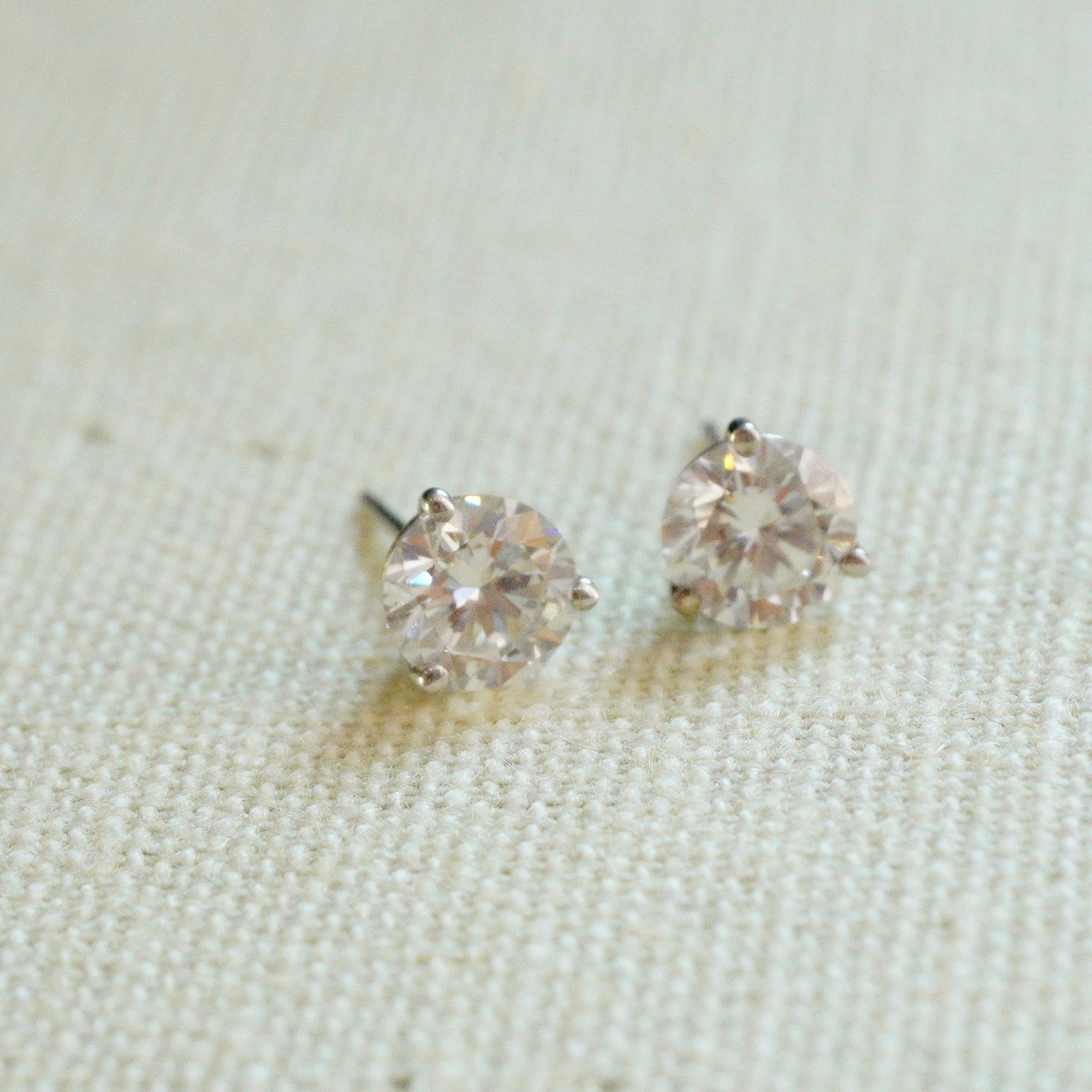 14k White Gold 2ct Lab Diamond Stud Earrings