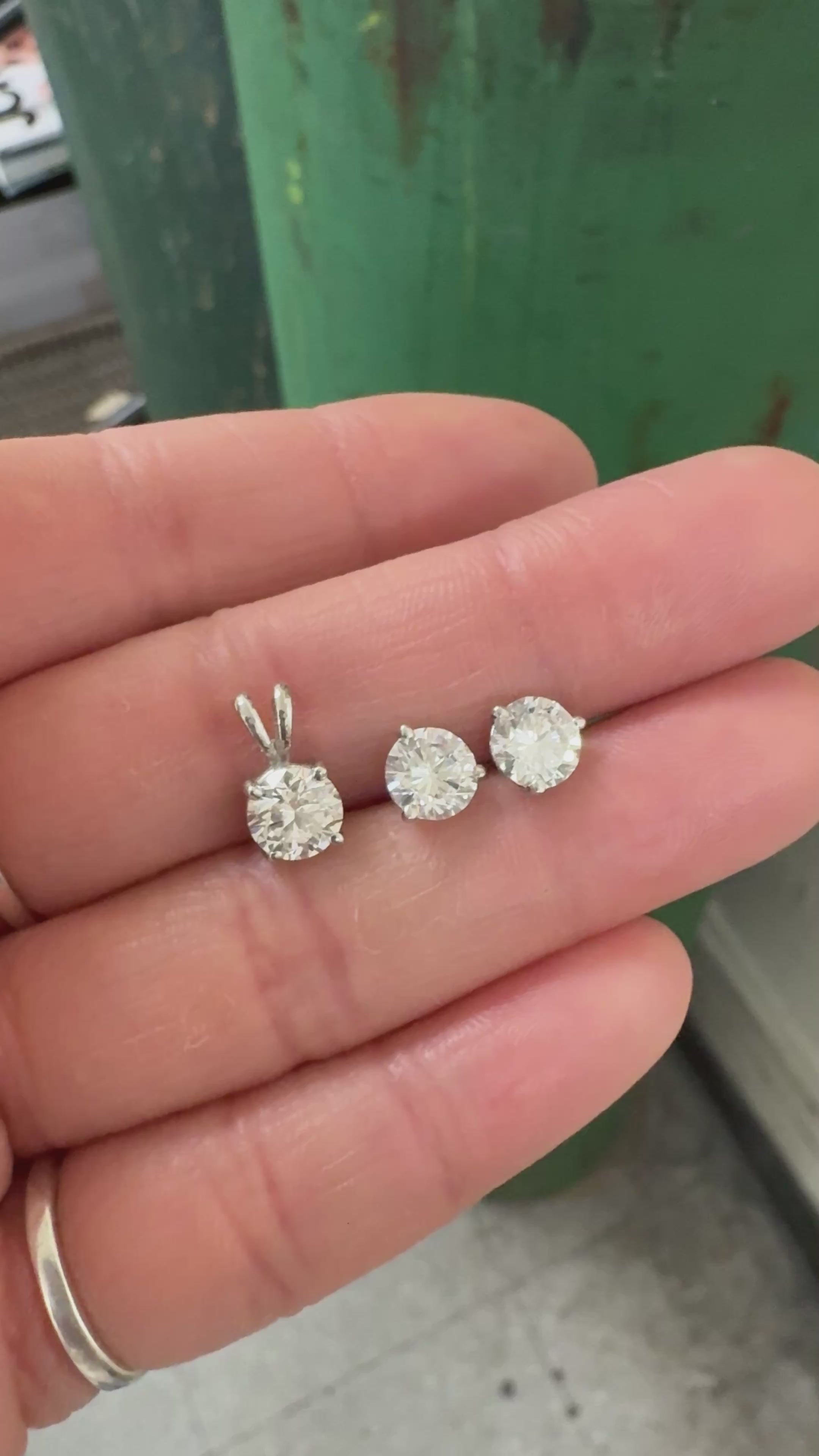 14k White Gold 2ct Lab Diamond Stud Earrings
